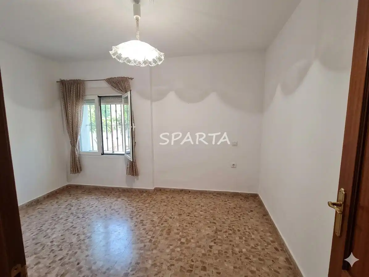 Casa o xalet en venda a Calle Manuel Altolaguirre, Valencina de la Concepción