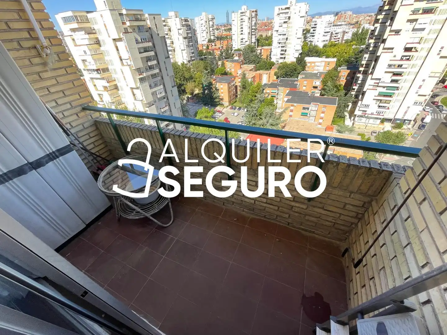 Terraza de Piso de alquiler en Madrid con Calefacción, Terraza y Amueblado