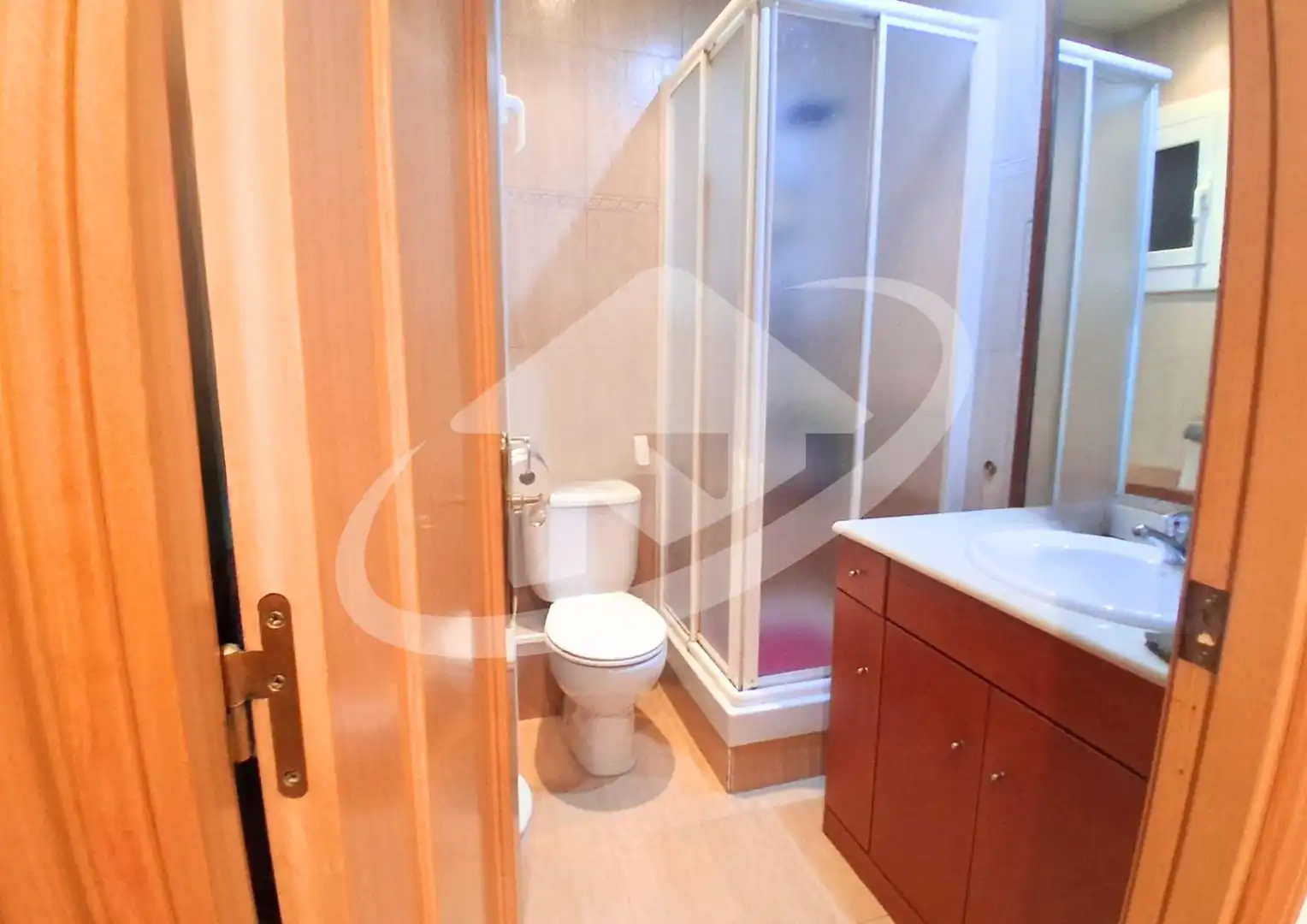 Baño de Piso en venta en Sabadell con Aire acondicionado, Calefacción y Parquet
