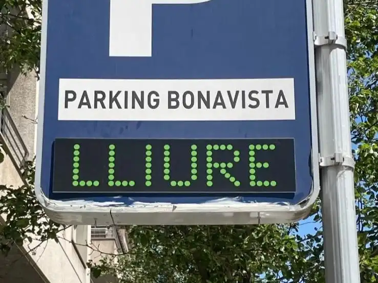 Einzelparkplatz zum Verkauf in Carretera de Santpedor 5, imagen 4
