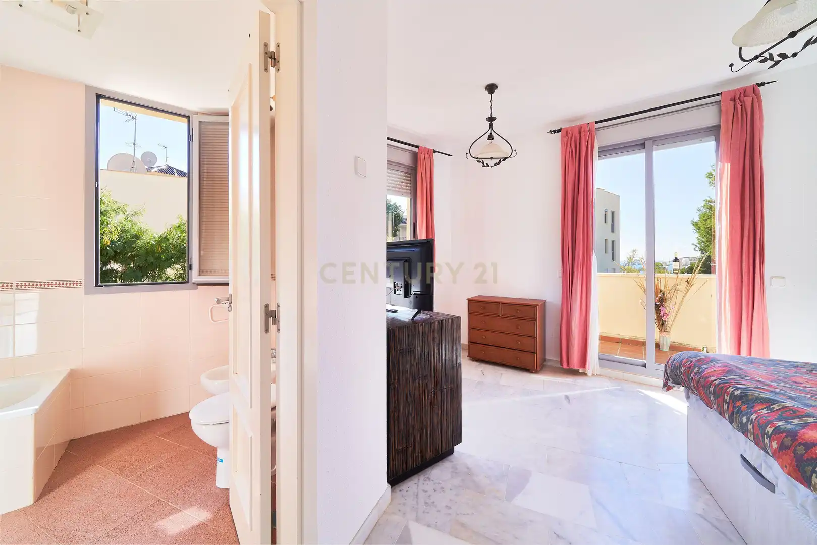 Bedroom of Houses for sale in Fuengirola  with Private garden, Alarm and Community pool