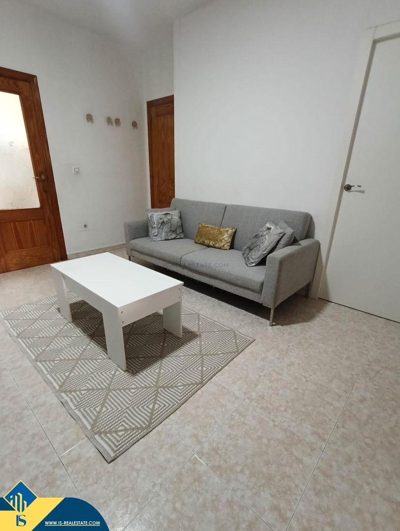 Sala d'estar de Pis en venda en Torrevieja amb Terrassa, Moblat i Piscina comunitària