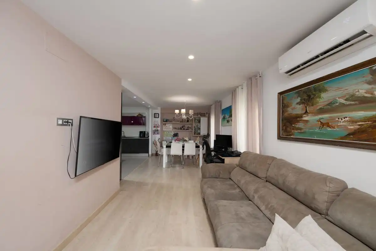 Flat for sale in Carrer Victoria Kent, Camí dels Magros - Casablanca