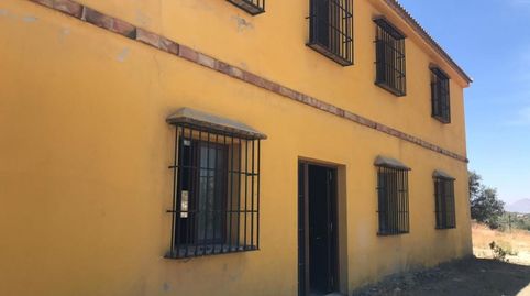 Descubre la auténtica vida rural en Archidona con esta impresionante propiedad!