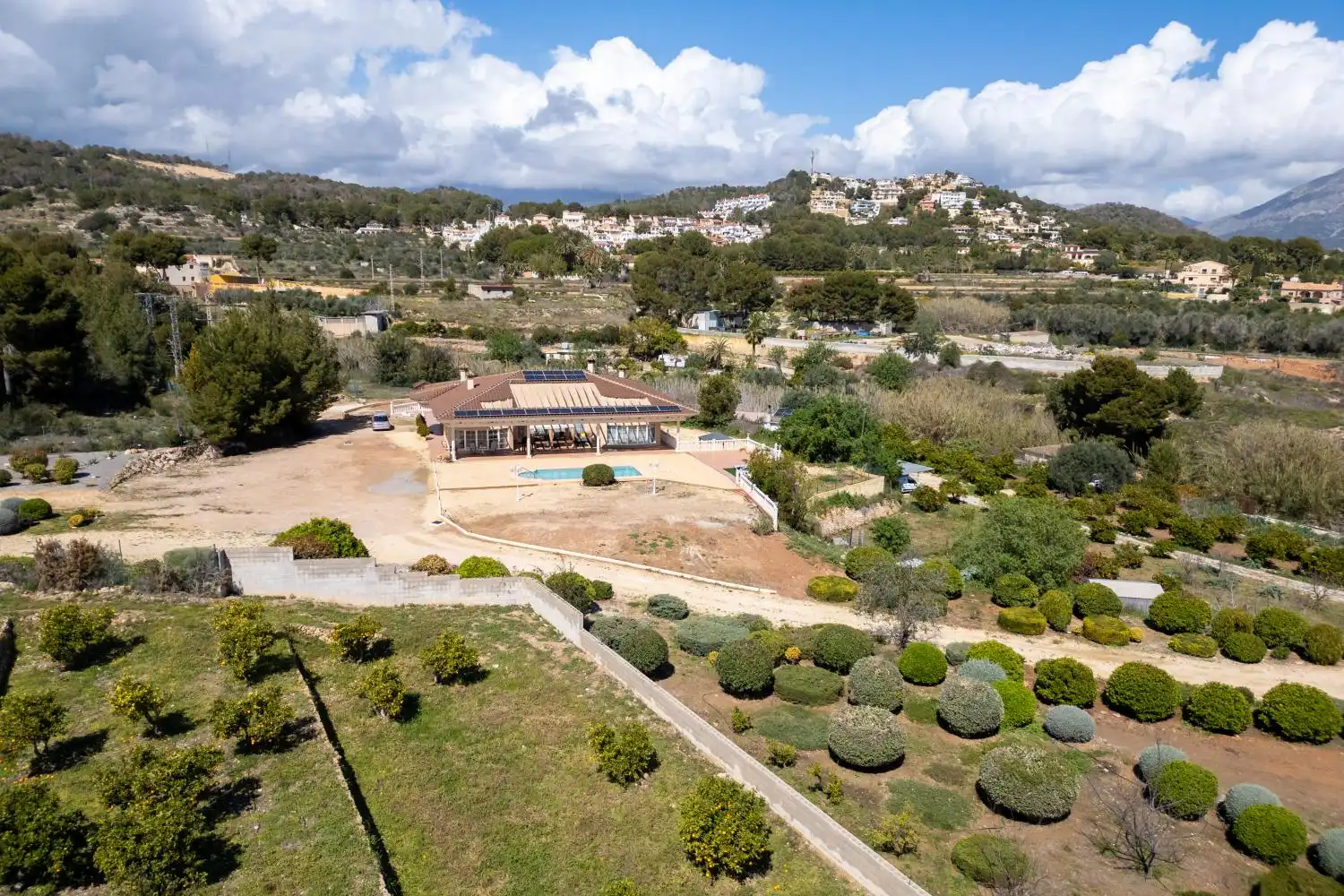 Vista exterior de Casa o chalet en venta en L'Alfàs del Pi con Aire acondicionado, Jardín privado y Terraza