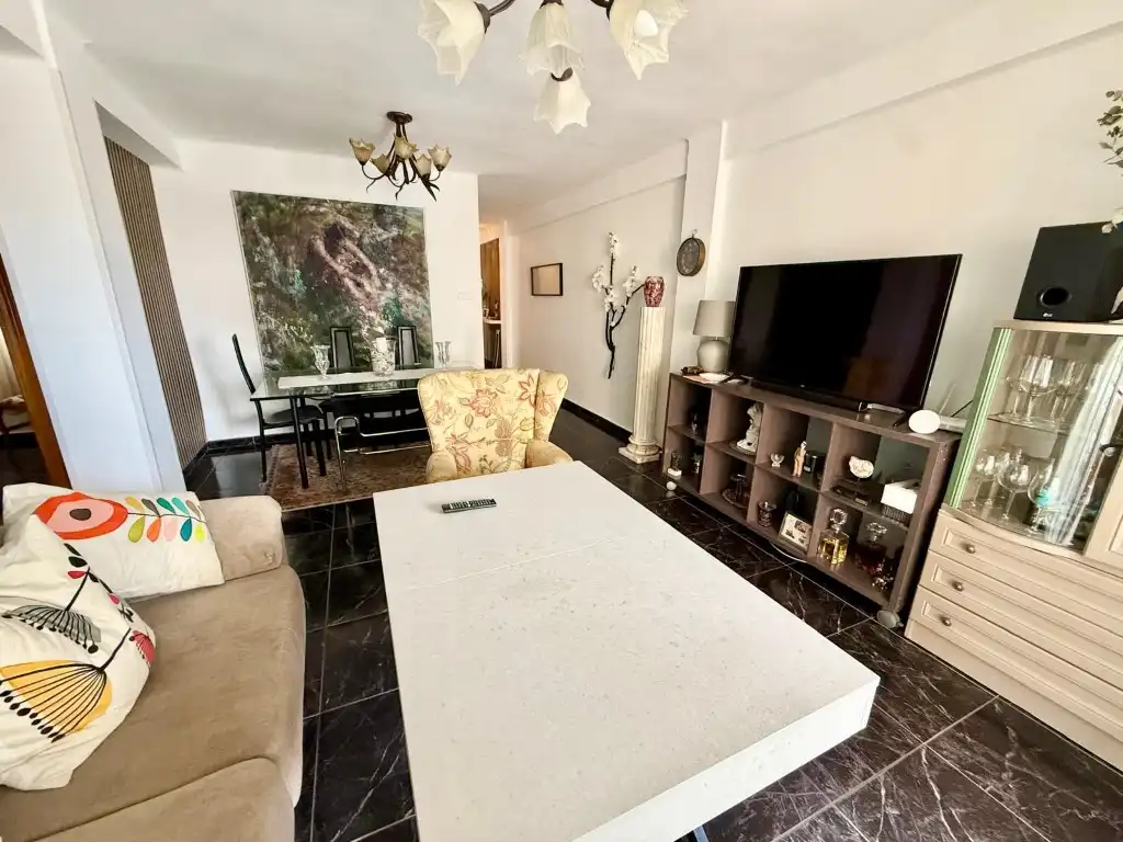 Sala d'estar de Pis en venda en Vélez-Málaga amb Aire condicionat i Terrassa