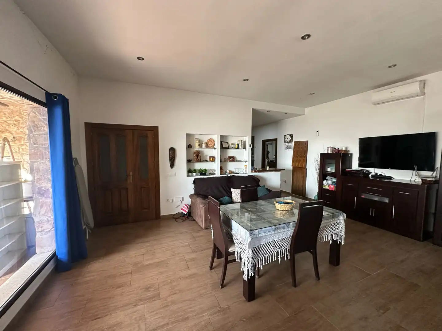 Living room of Houses for sale in Mengabril  with Air Conditioner, Heating and Swimming Pool