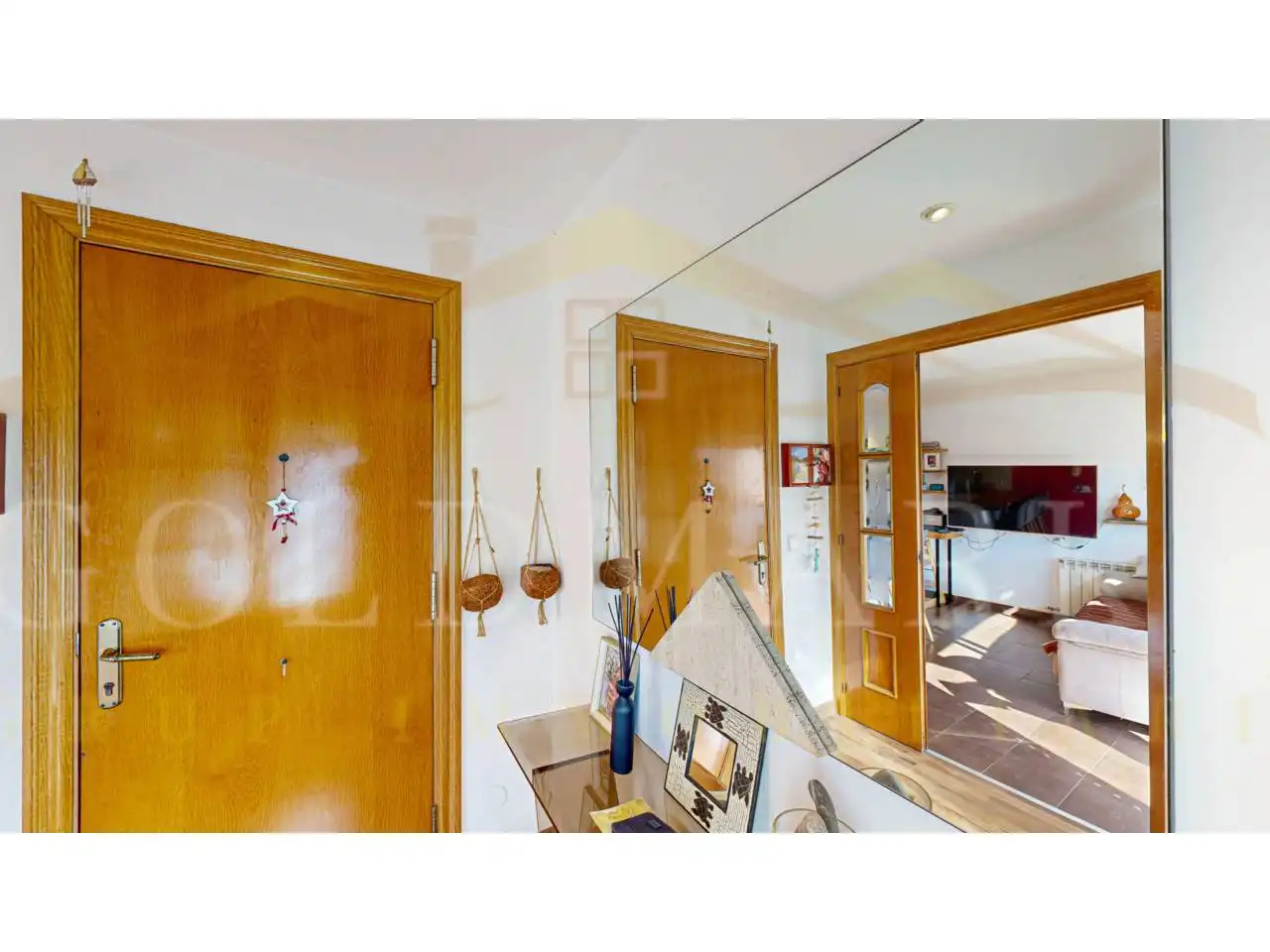 Piso en venta en Sant Vicenç Dels Horts con Aire acondicionado, Calefacción y Parquet