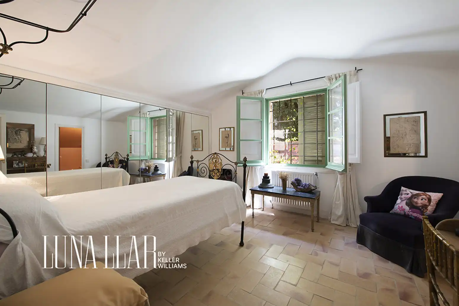 Habitación de Casa o chalet en venta en Pineda de Mar con Jardín privado y Piscina