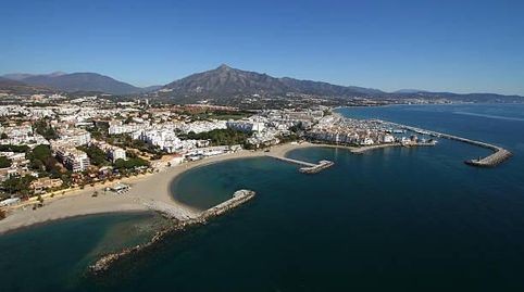 Foto 5 de Edifici en venda a Puerto Banús, Marbella