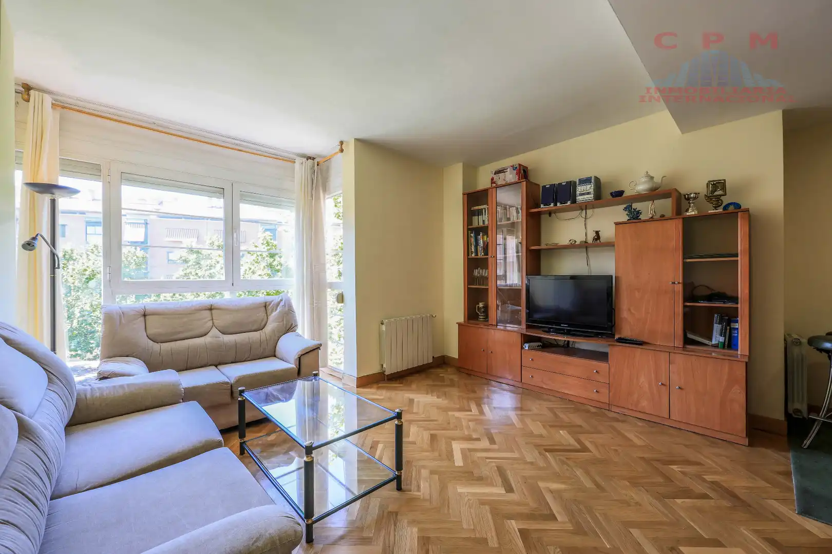 Sala de estar de Piso de alquiler en  Madrid Capital con Aire acondicionado, Calefacción y Parquet