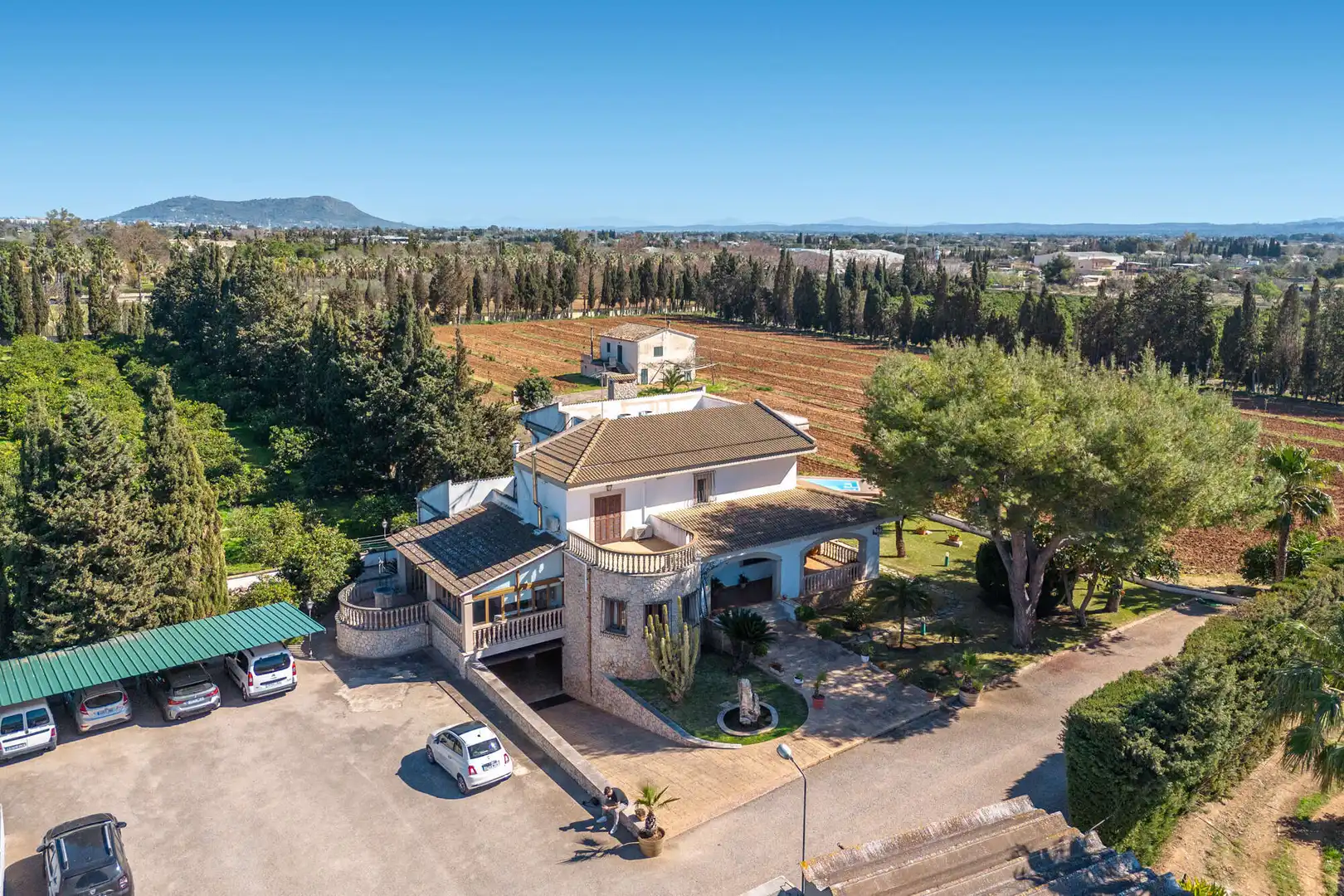 Vista exterior de Finca rústica en venda en Lloseta amb Aire condicionat, Calefacció i Parquet