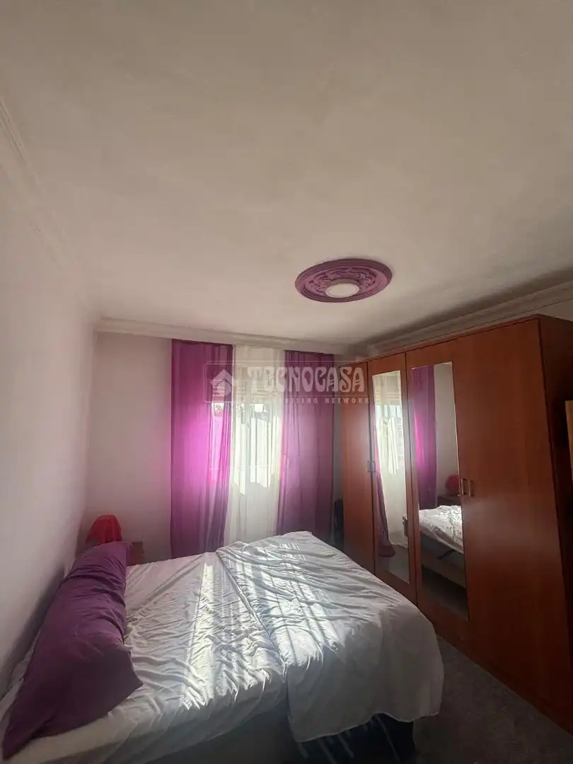 Schlafzimmer von Wohnung zum Verkauf in Alcalá de Guadaira mit Balkon