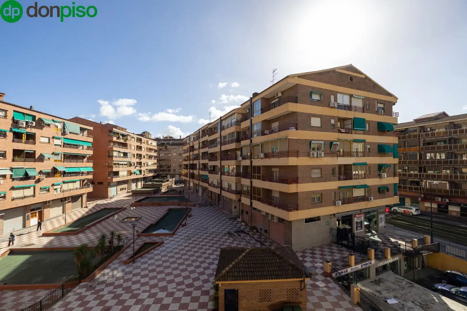 Exterior view of Flat for sale in Granada  with Air Conditioner, Heating and Terrace