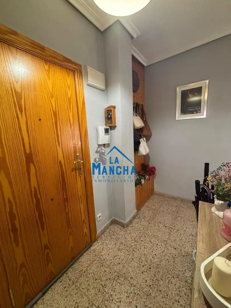 Piso en venta en Albacete con Calefacción y Balcón