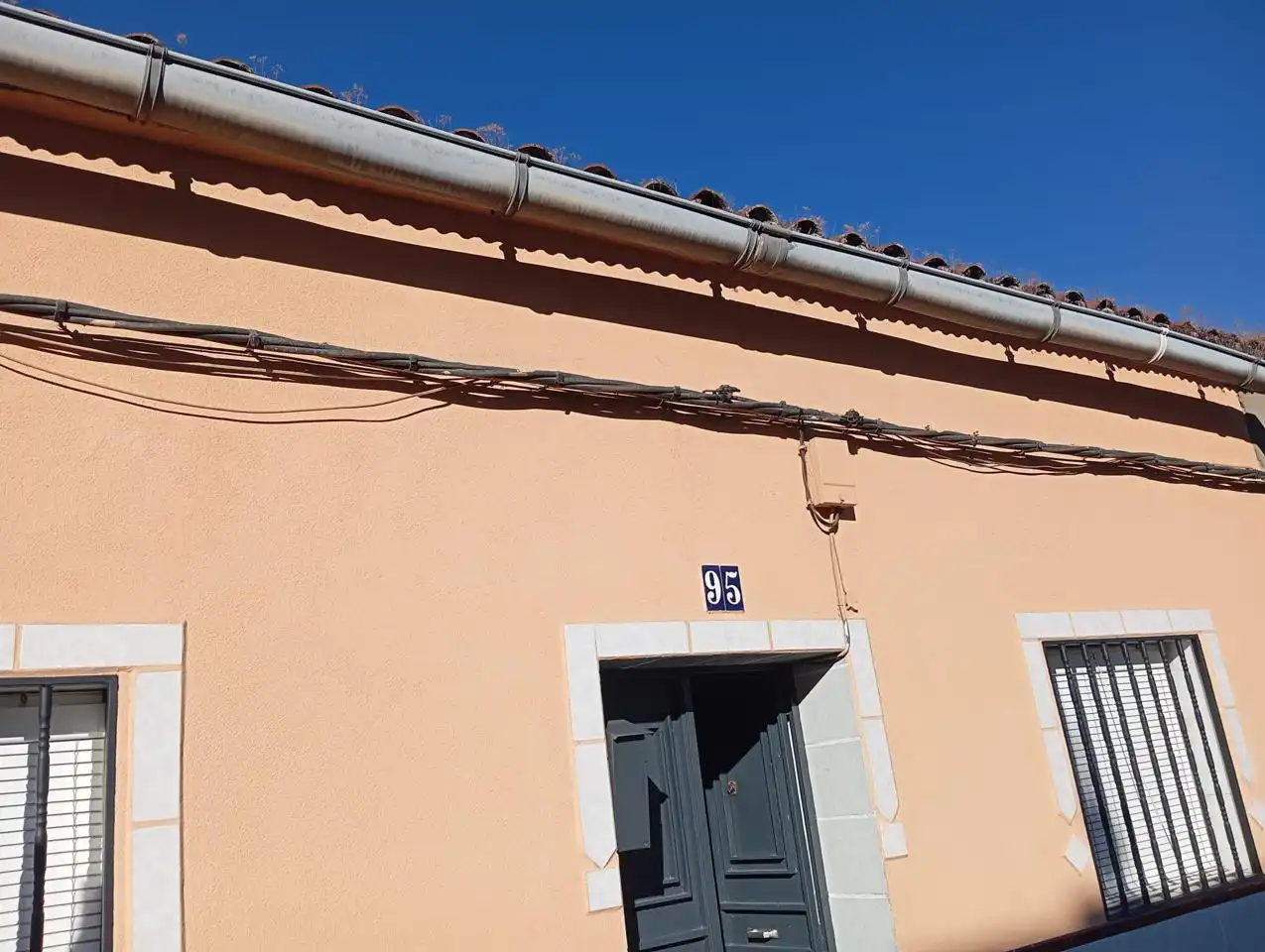Vista exterior de Casa adosada en venda en Zahínos