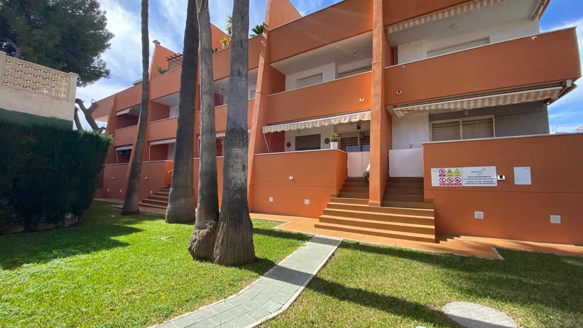 Vista exterior de Pis en venda en San Javier amb Terrassa, Balcó i Piscina comunitària