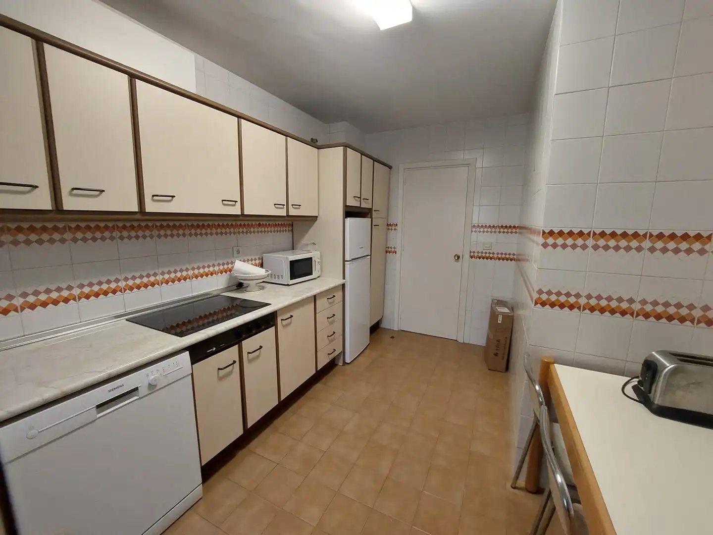 Küche von Wohnung zum Verkauf in Fuengirola mit Klimaanlage, Möbliert und Waschmaschine