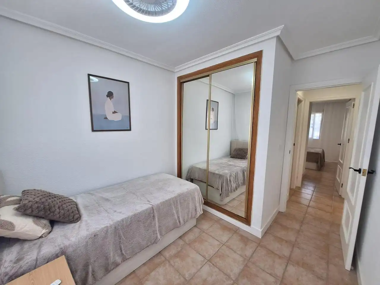 Dormitori de Planta baixa en venda en Torrevieja amb Terrassa, Moblat i Piscina comunitària
