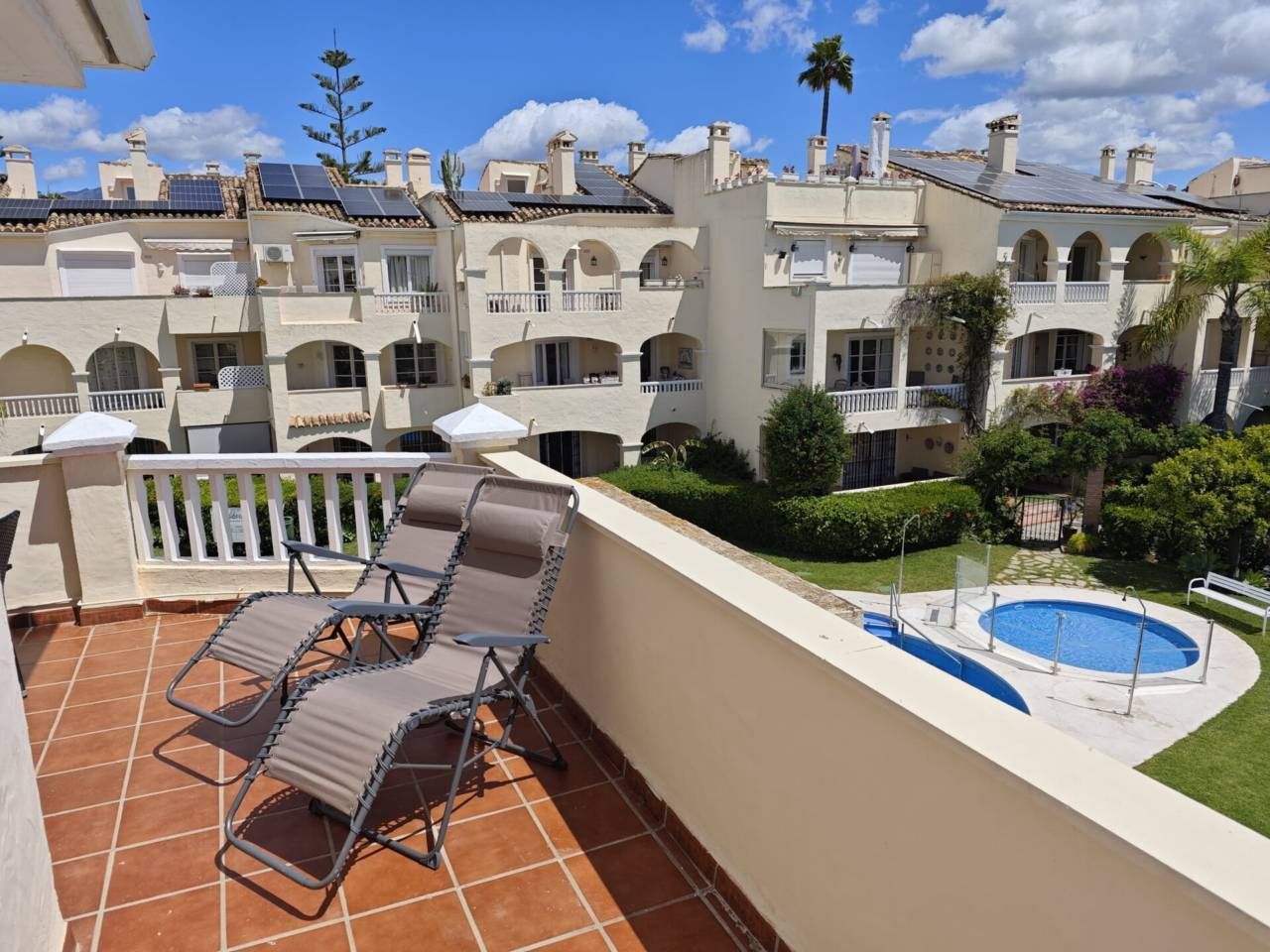 Terrassa de Pis de lloguer en Estepona amb Aire condicionat, Calefacció i Terrassa