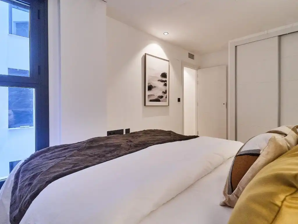 Schlafzimmer von Wohnung zum Verkauf in Fuengirola mit Klimaanlage, Terrasse und Ofen