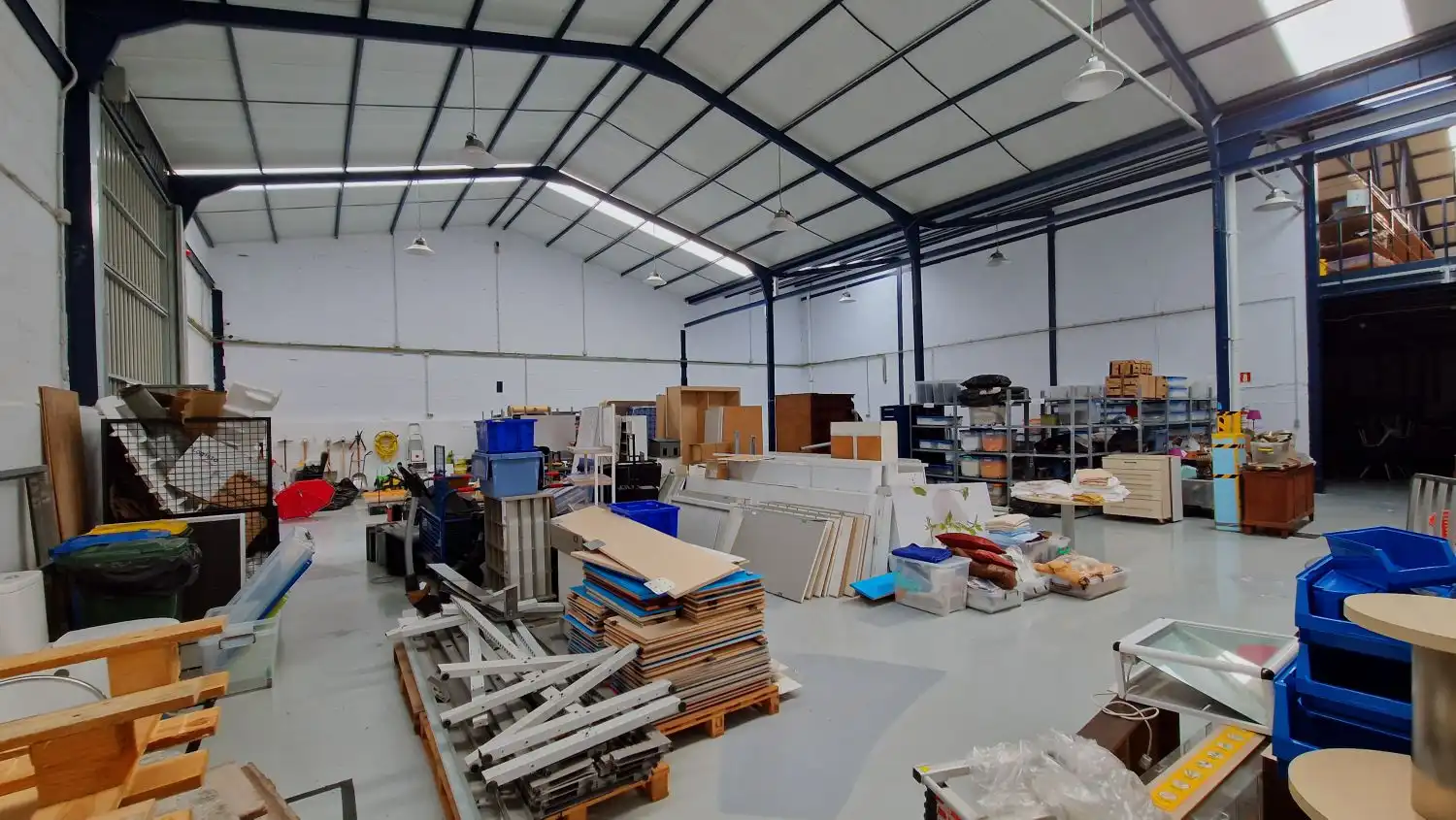 Industrial buildings for sale in Torrelavega 