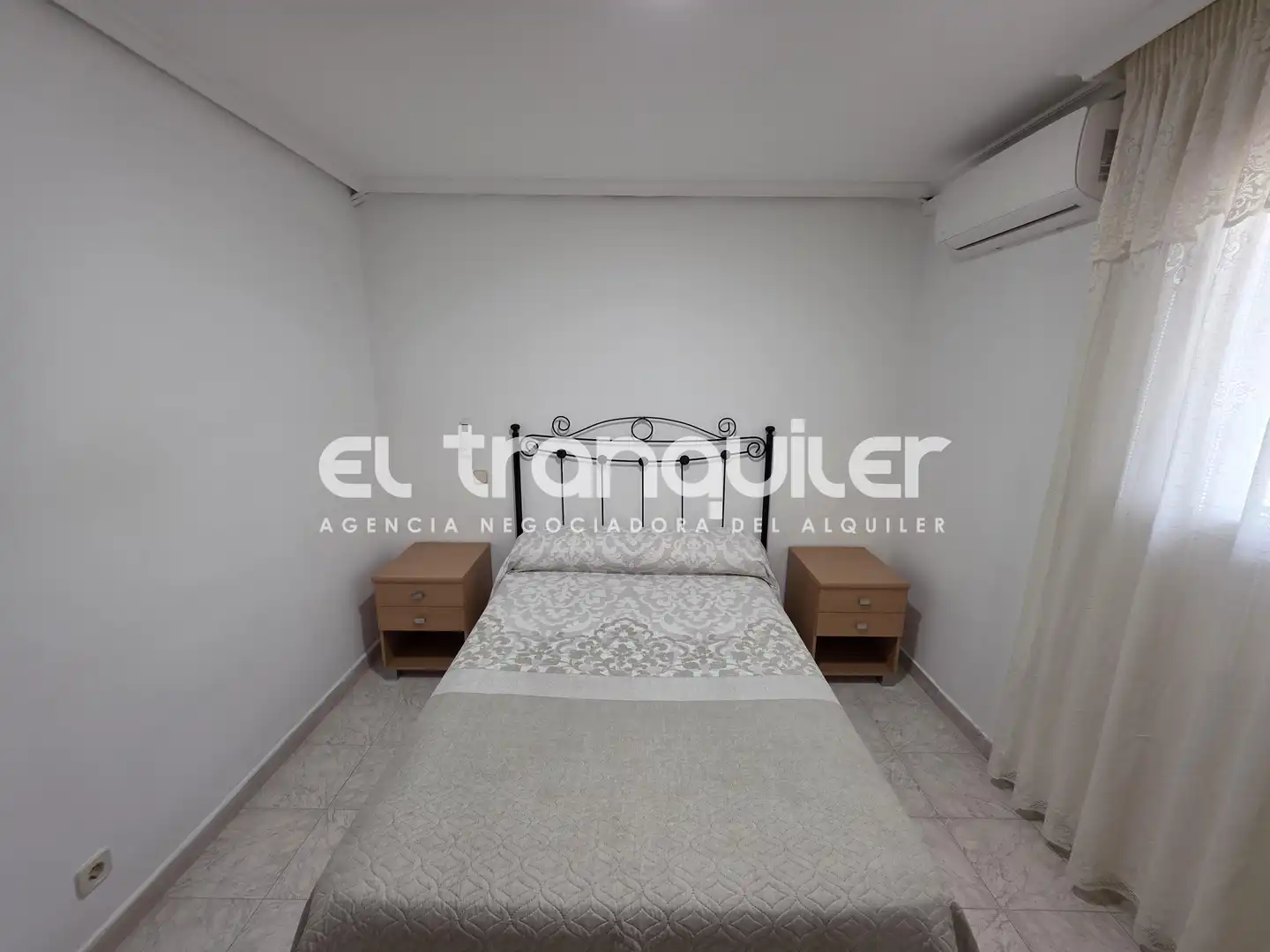 Flat for rent in Calle Escalona, Aluche