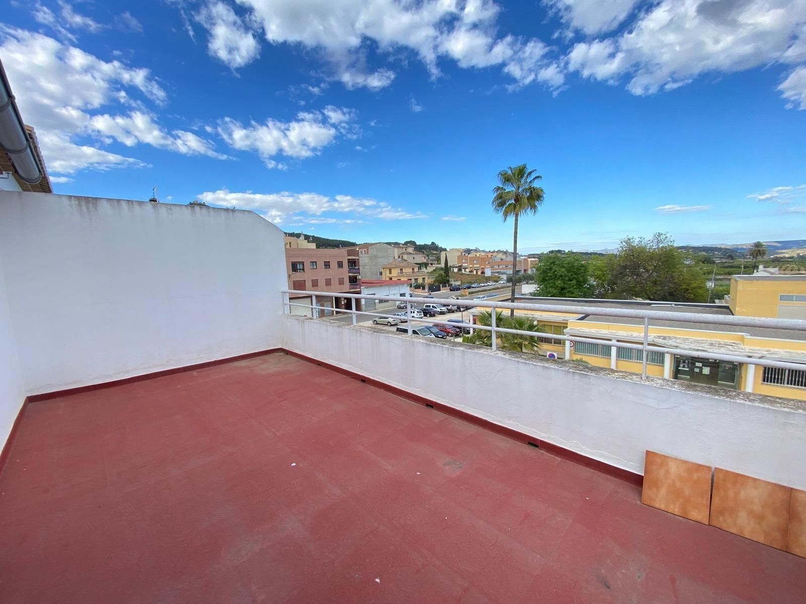 Terrassa de Casa adosada en venda en La Llosa de Ranes amb Aire condicionat, Parquet i Terrassa