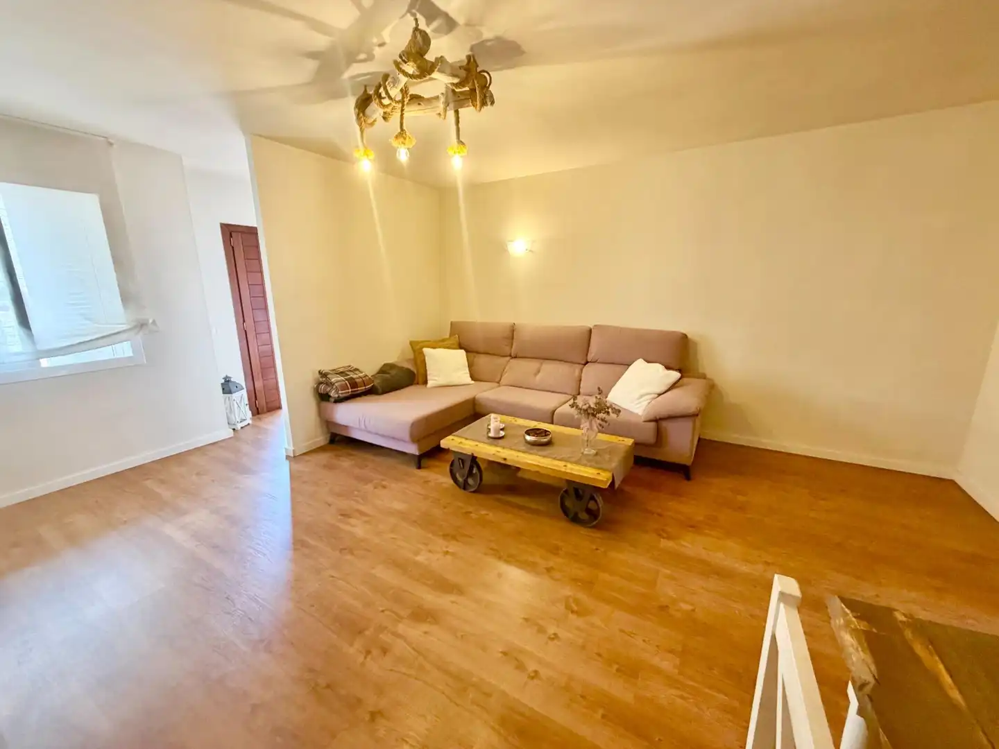 Sala d'estar de Casa adosada en venda en Marratxí amb Aire condicionat, Calefacció i Parquet