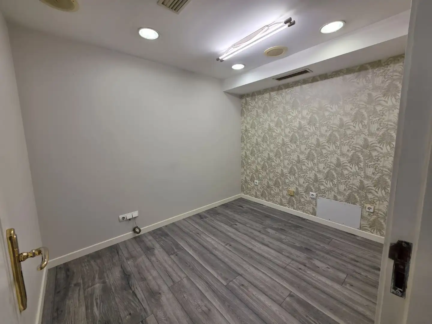 Local comercial en alquiler en Juan Flórez, imagen 20