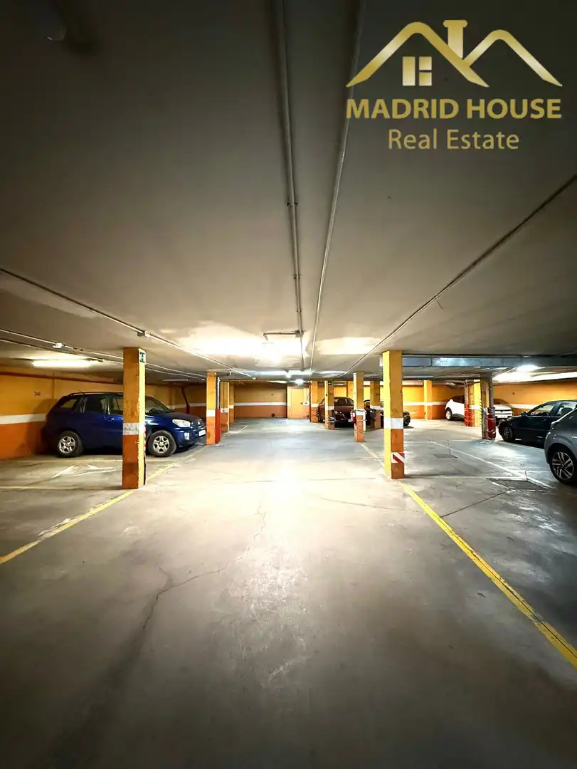 Garage zum Verkauf in catalina suarez, Adelfas