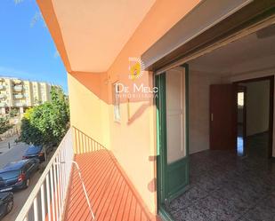 Exterior view of Flat for sale in L'Hospitalet de Llobregat  with Heating and Terrace