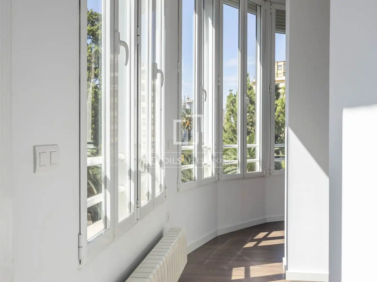Flat for rent in Valencia  with Air Conditioner, Heating and Parquet flooring