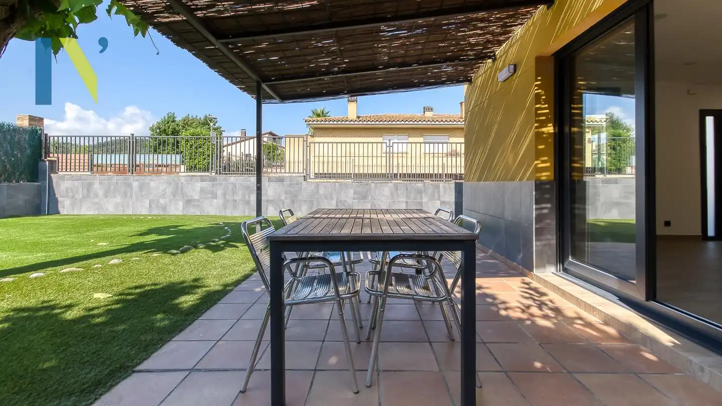 Casa o chalet de alquiler en Doctor Sobrequés, Bescanó