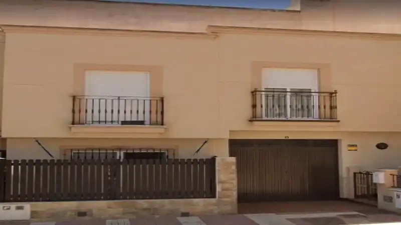 Adossat en venda a Calle Mar Caspio