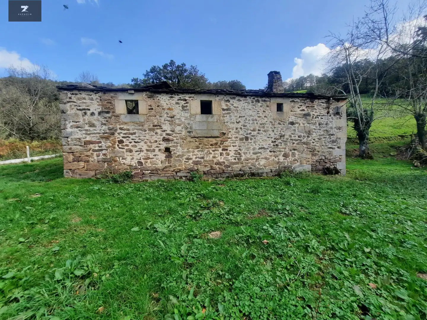 Casa con jardín en venta en San Pedro del Romeral, imagen 3