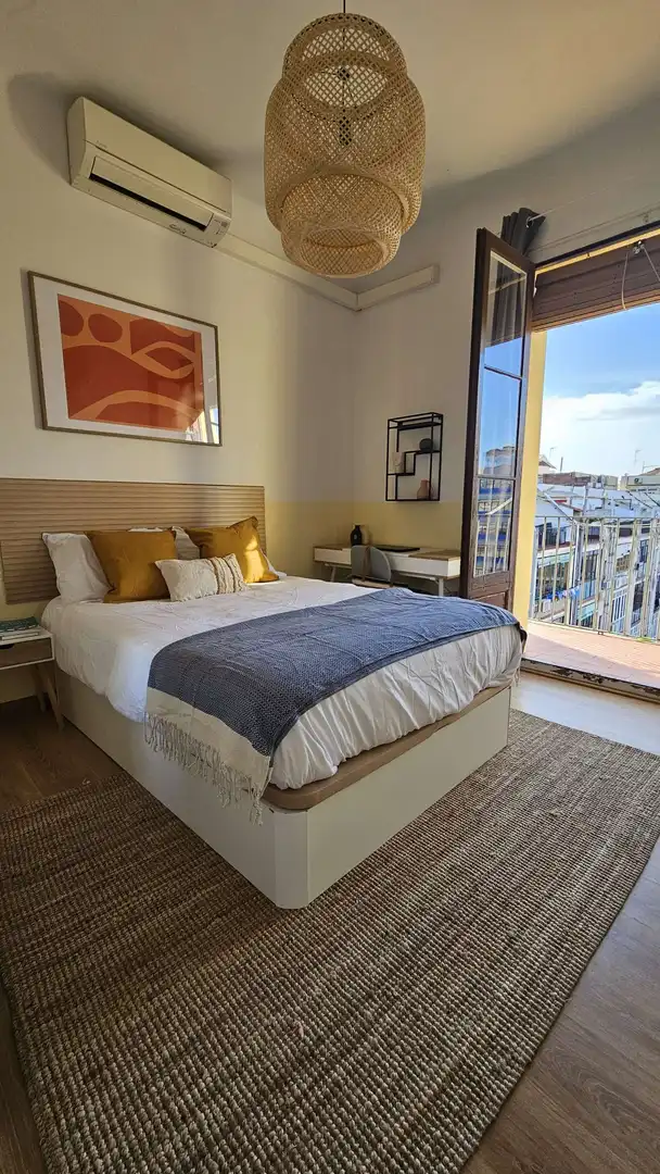 Habitación en La Nova Esquerra de l'Eixample