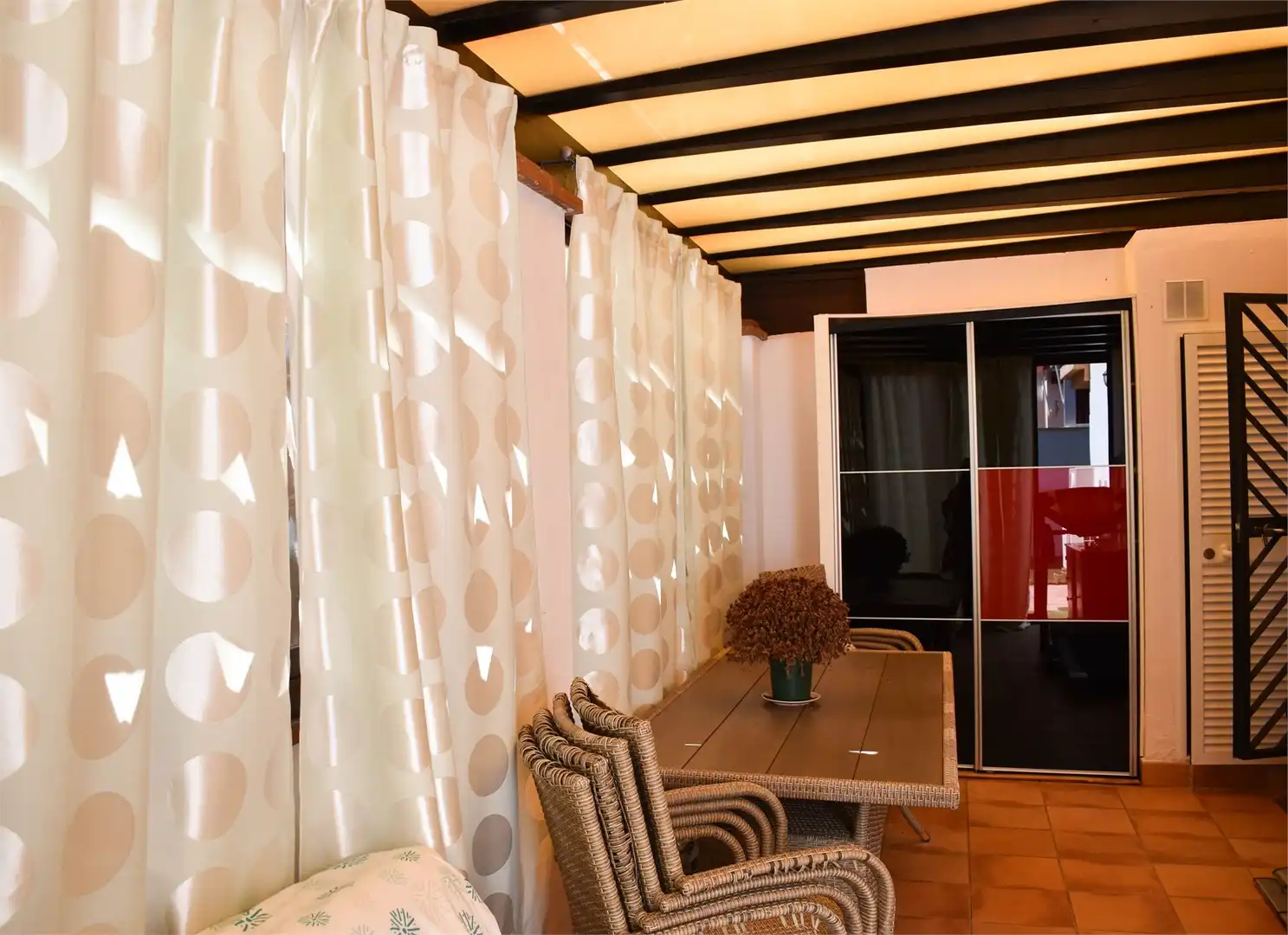 Planta baja en venta en Vélez-Málaga con Aire acondicionado, Terraza y Piscina comunitaria