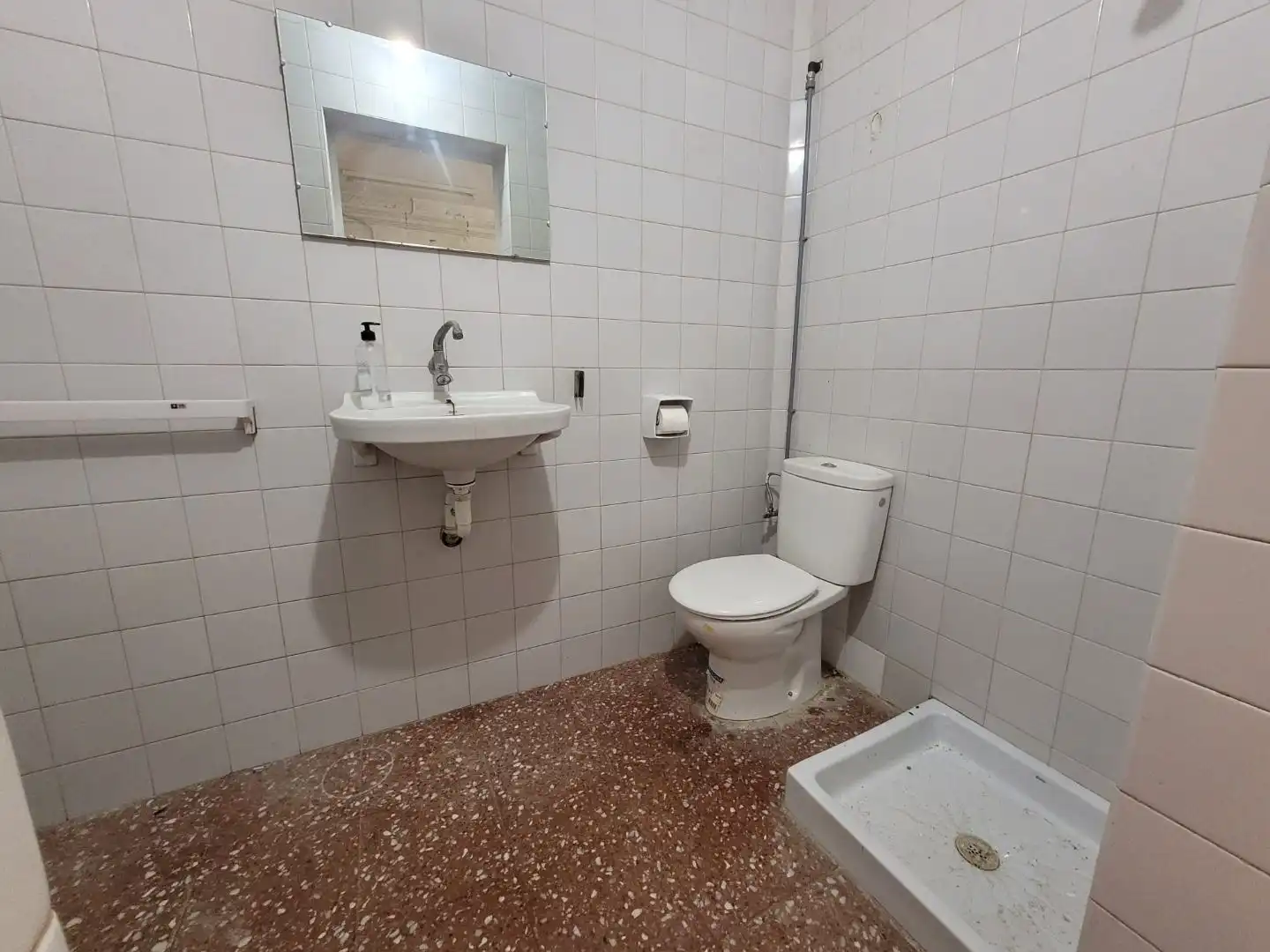 Individuale in vendita a Carrer de València 1, imagen 5