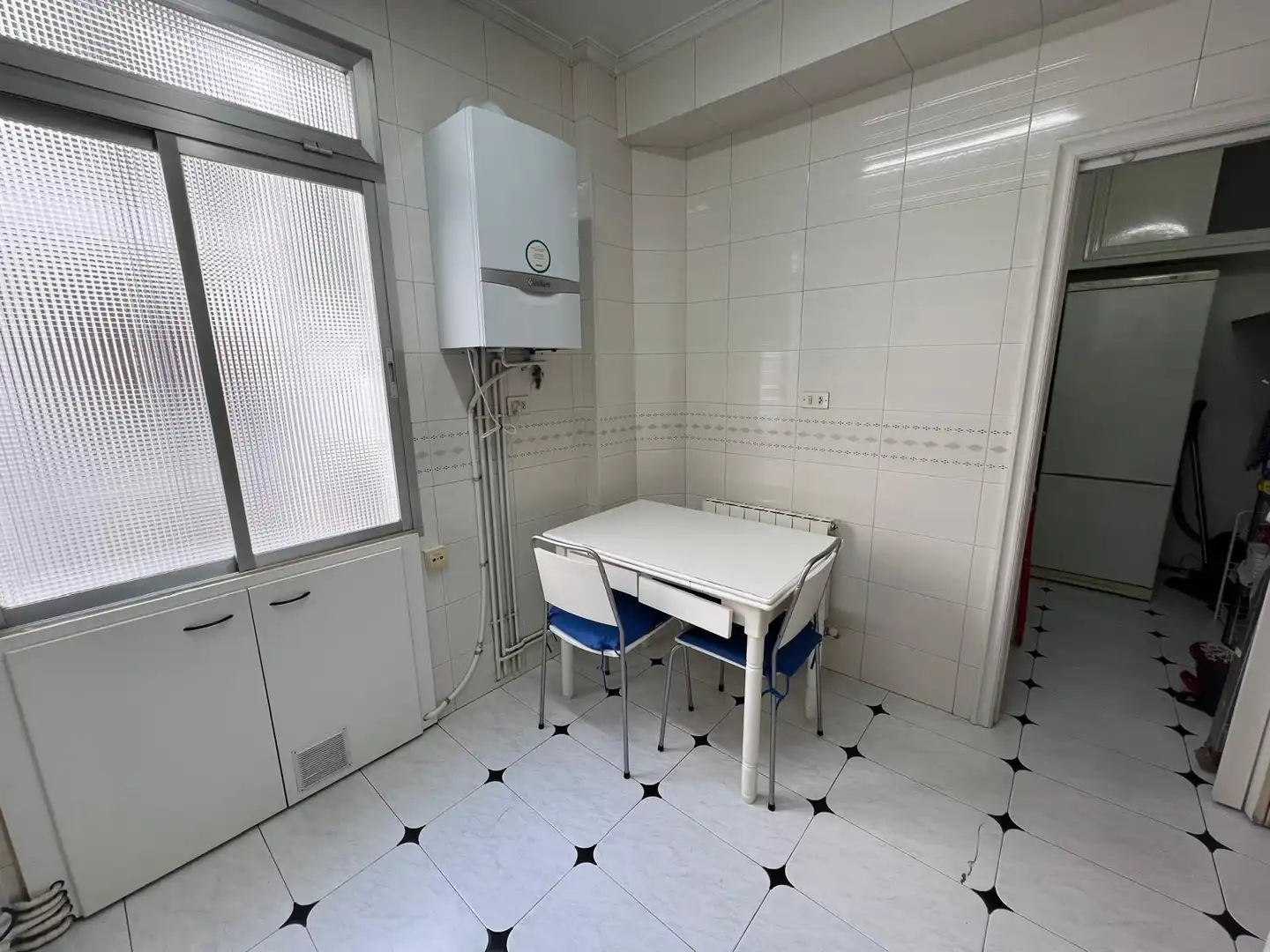Küche von Wohnung zum Verkauf in Bilbao  mit Heizung und Balkon