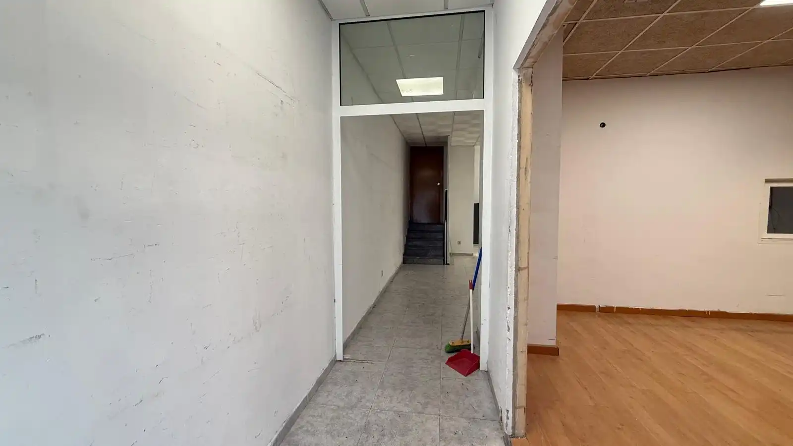 Local comercial de lloguer a Montigalà - Sant Crist, imagen 4