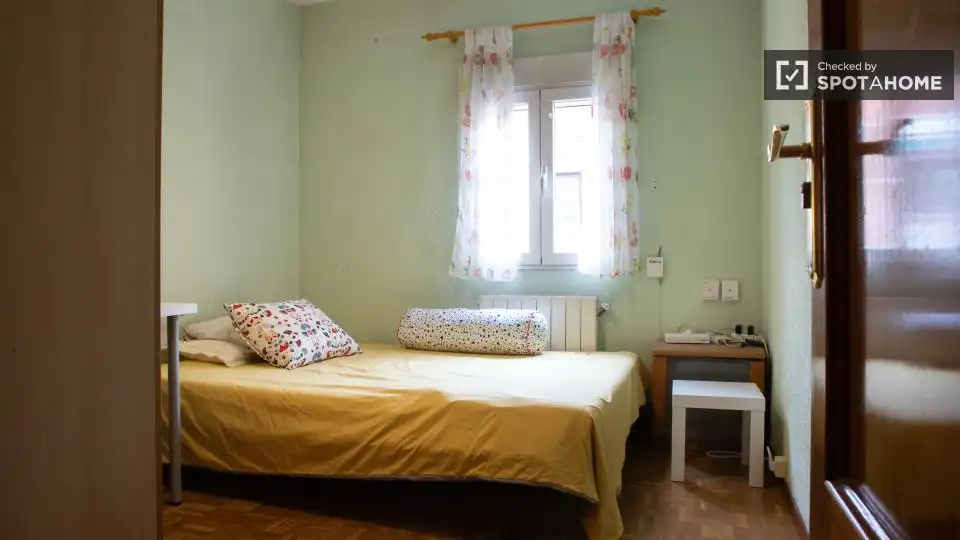 Room in Madrid, Madrid