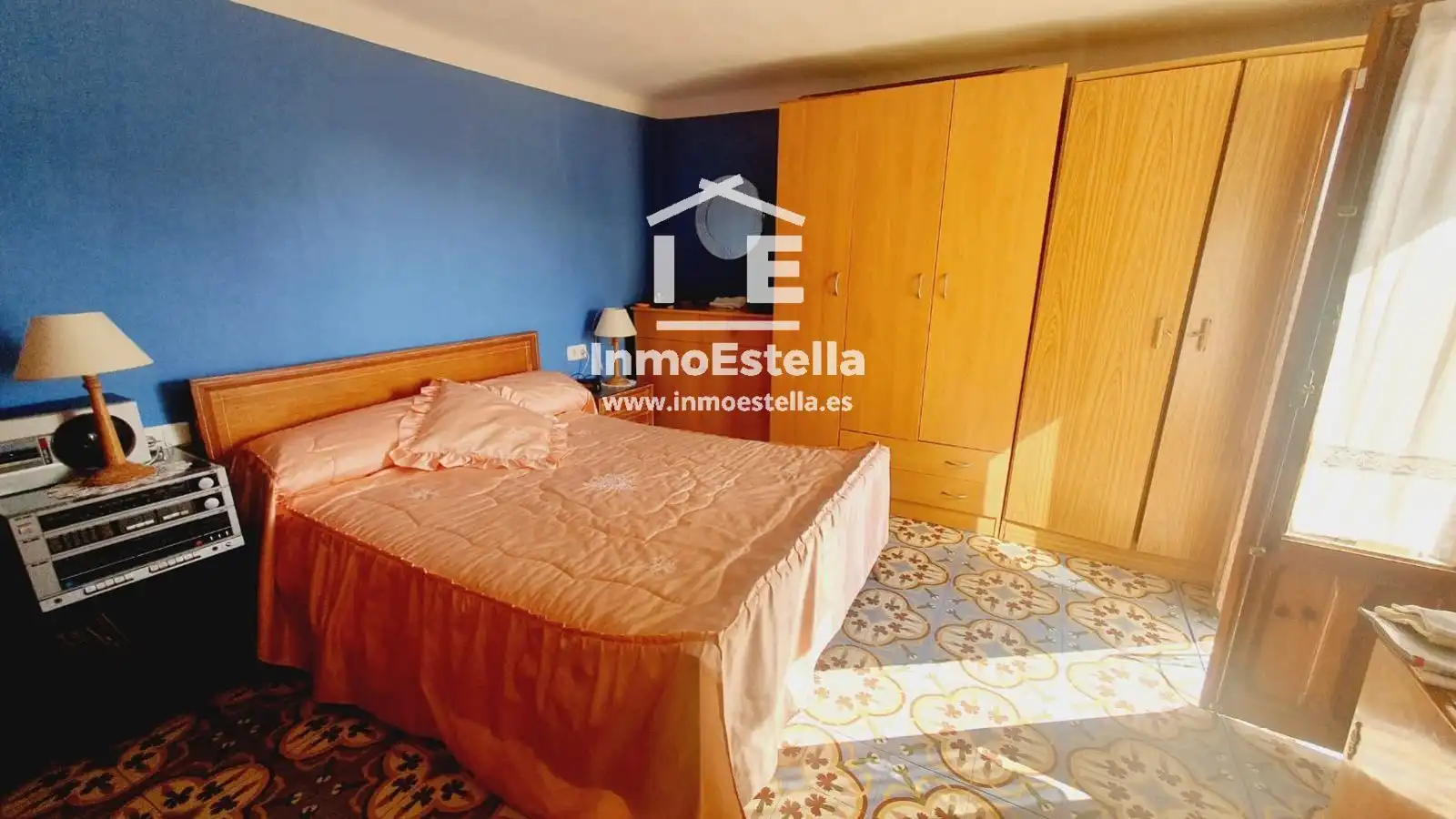 Habitación de Casa adosada en venta en Allo con Calefacción, Jardín privado y Terraza