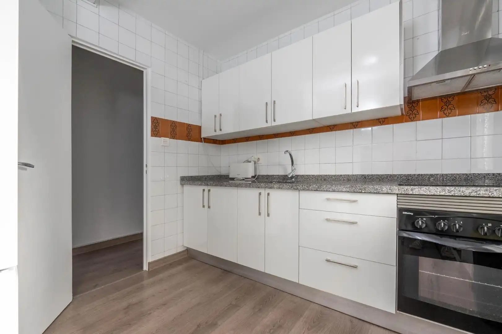 Kitchen of Flat for share in Ronda