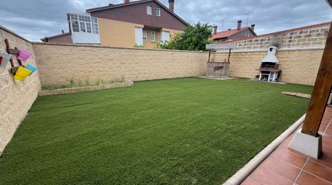 Foto 2 de Casa adosada de alquiler en Calle del Abedul, Laguna de Duero, Valladolid