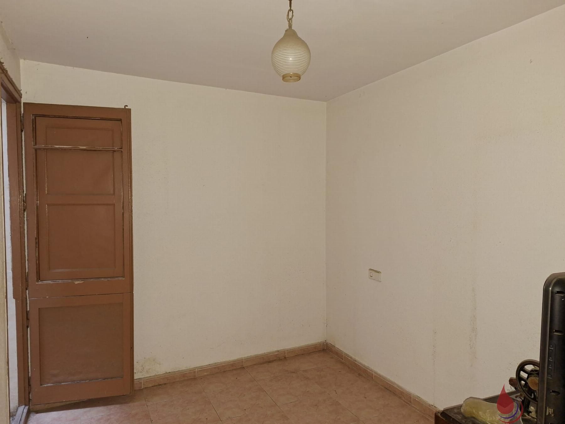 Bedroom of Flat for sale in El Vendrell  with Storage room