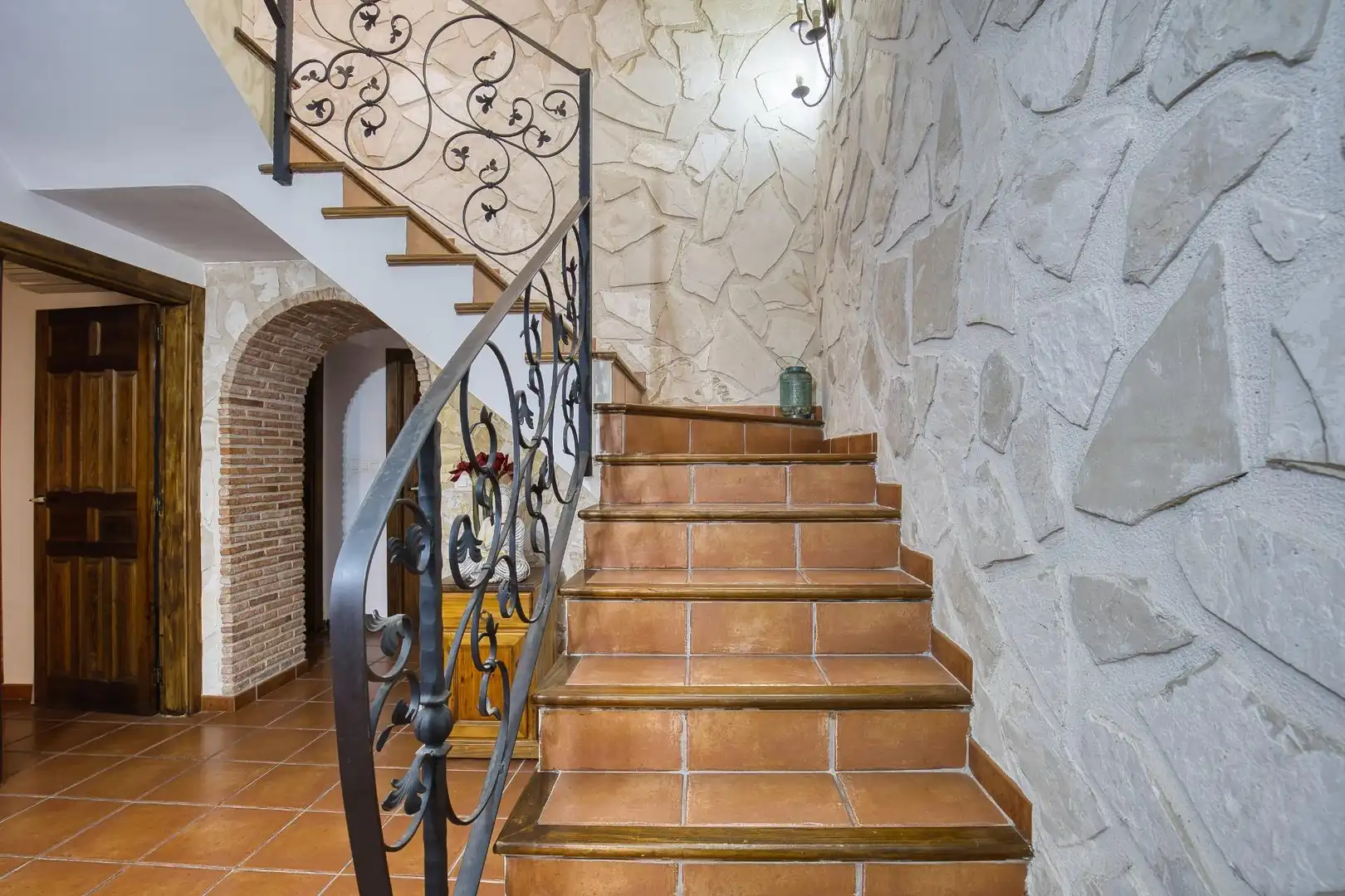 Casa amb terrassa en venda a Calle CLARA CAMPOAMOR, imagen 4