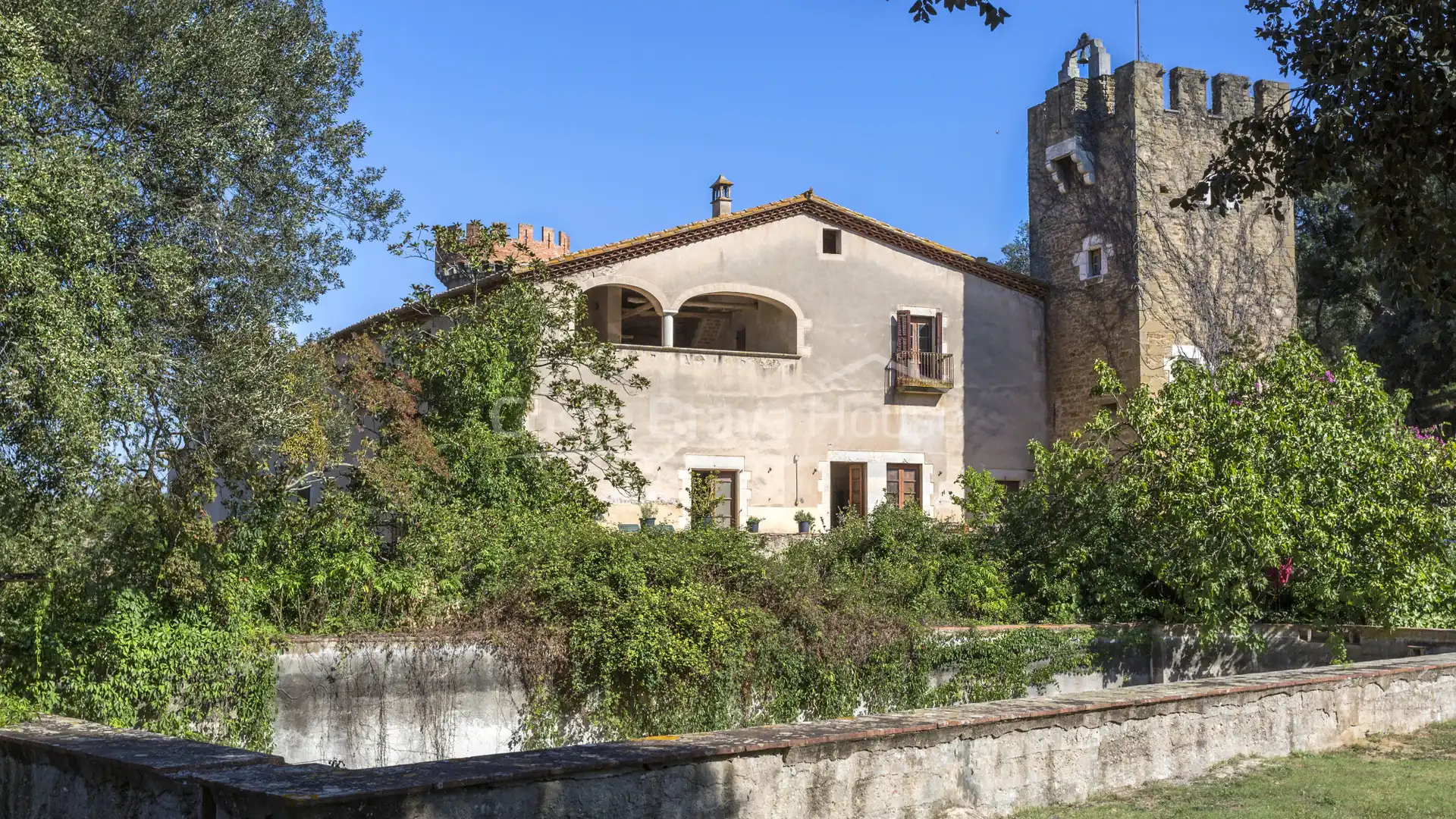 Finca rústica en venta en Afores, Flaçà