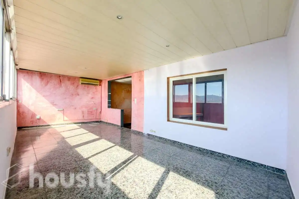 Piso con terraza en venta en Passeig de la Salzereda ., imagen 8