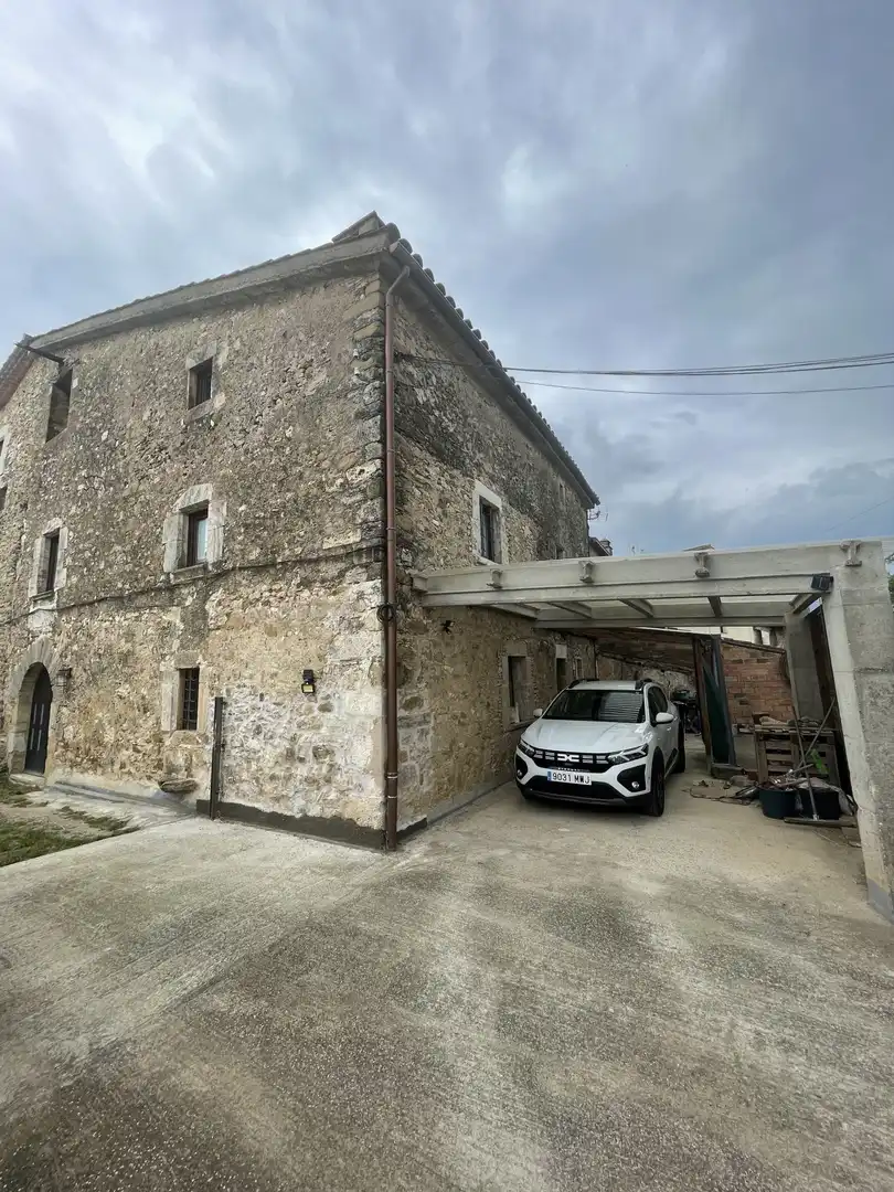 Exterior view of Country homes for sale in Banyoles